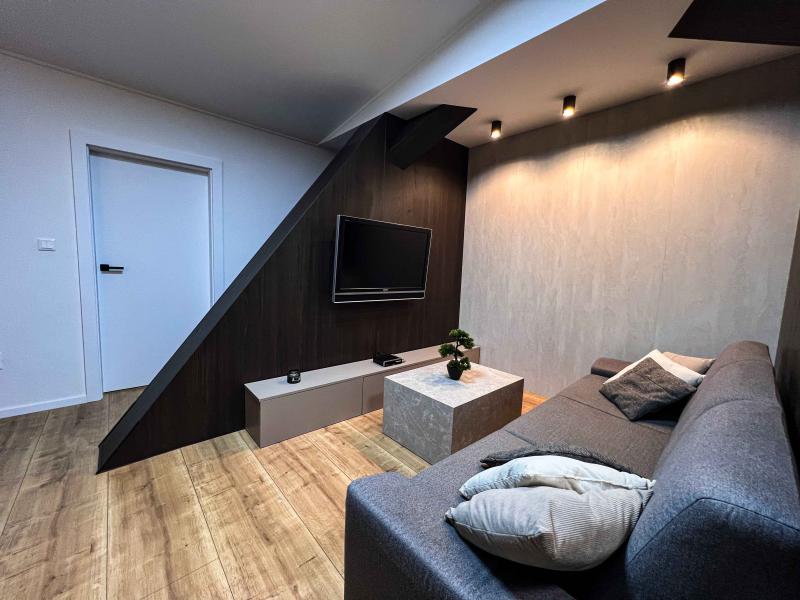 Izba Apartmán LIMMENSITÉ - FREE PARKING v app services s. r. o. – 2