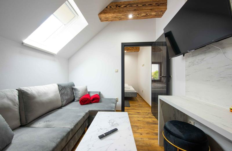 Izba Apartmán 5 - Double Comfort v app services s. r. o. – 2
